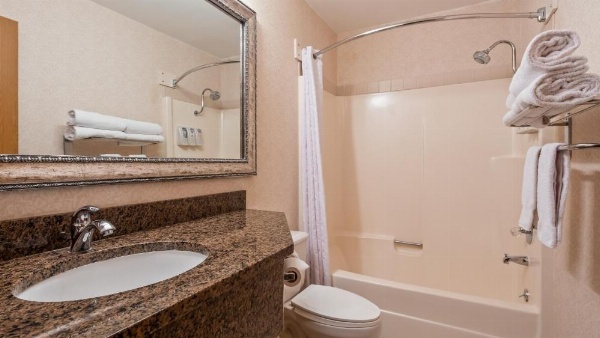 RiverTree Inn & Suites image 19